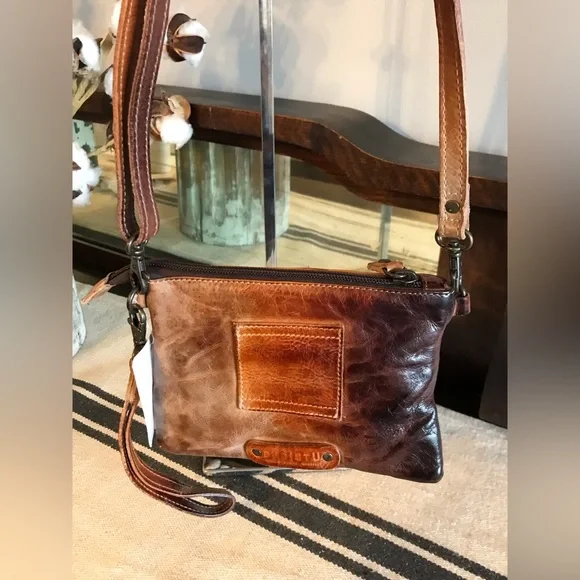 NWT Bed Stu Leather Viana Crossbody Belt Bag Wristlet Cafe Latte MSRP $180 - Picture 7 of 13